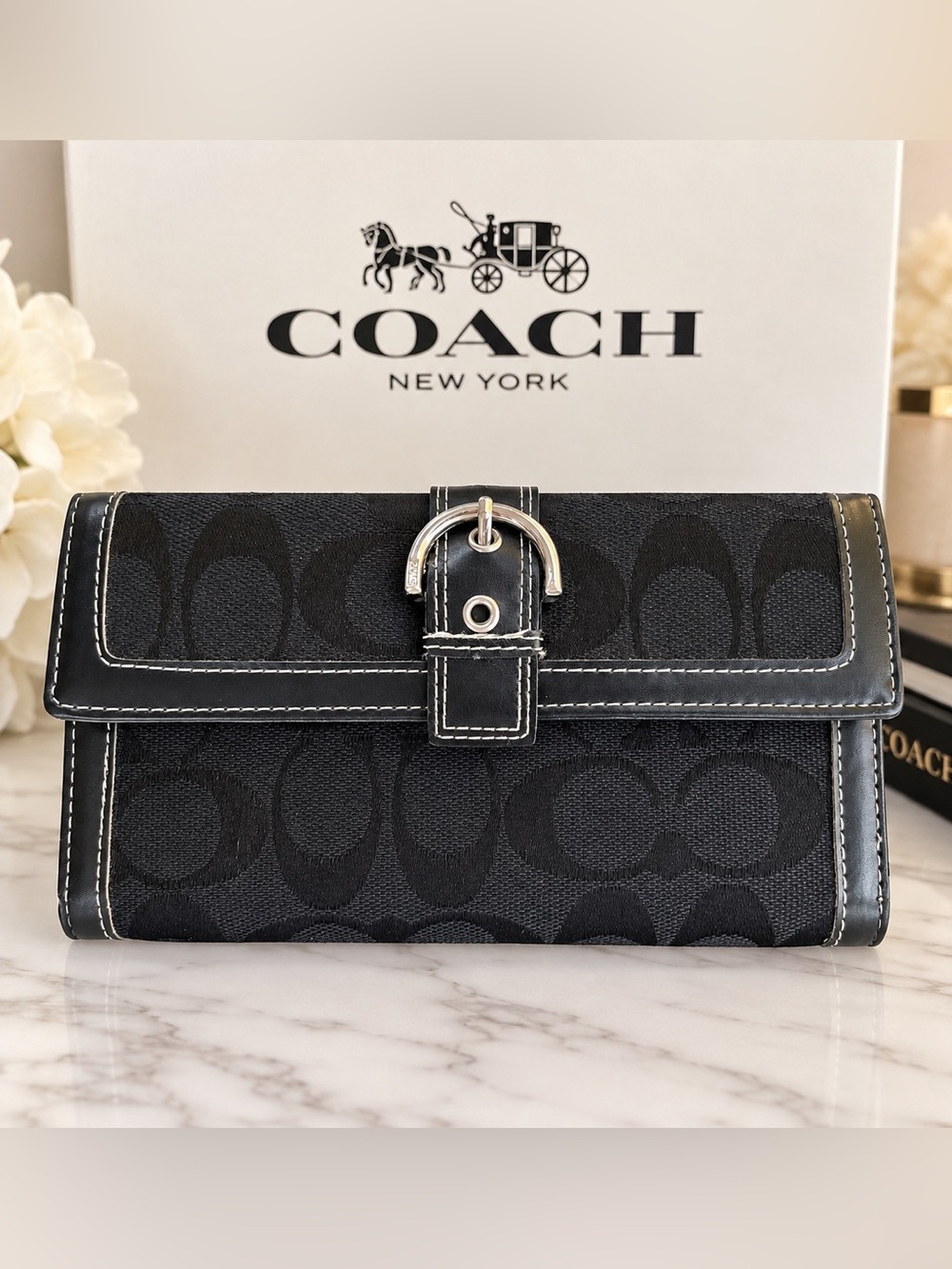 Coach Black Signature C Canvas SoHo Wallet with Silver Buckle Contrasting Stitch